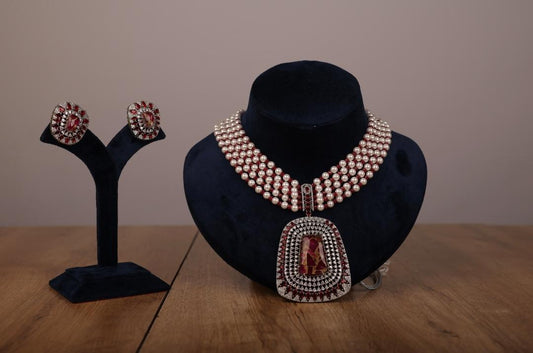 Ranihaar Ruby Pearl Set