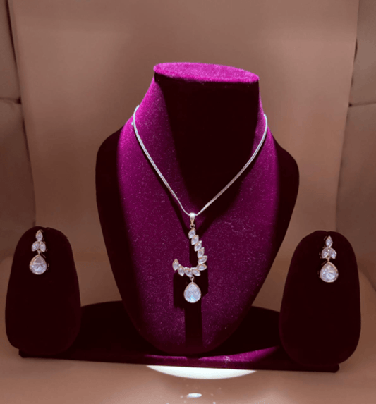Aurora pendant set