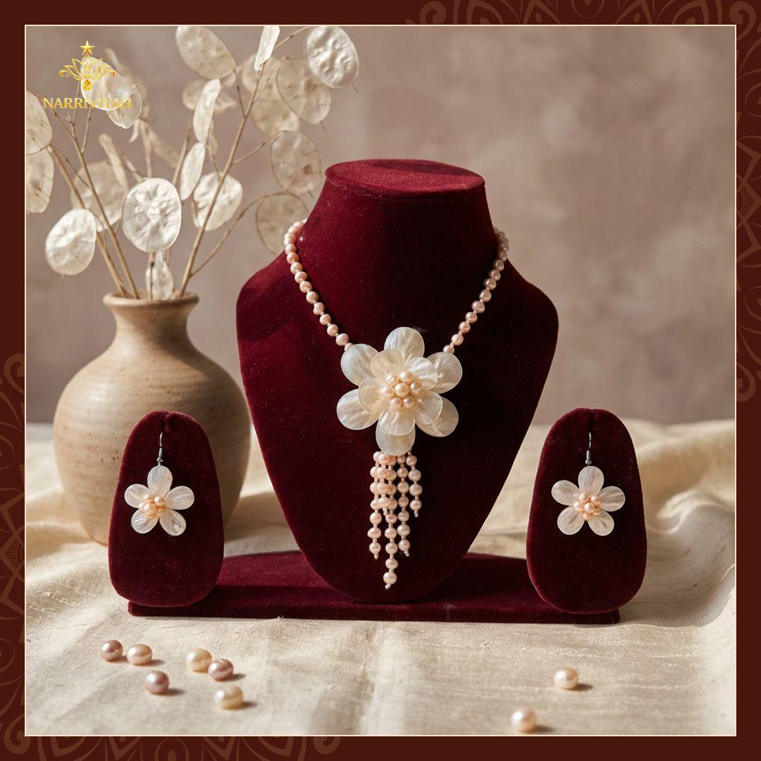 Moon Pearl set